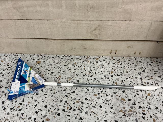 Lot 49-3539800 - Helio AirBroom - As Seen on TV - Broom - 12 in. Model #754502052400. New