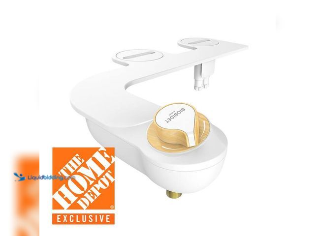 Lot 49-2021919 - Lot of (2)- BIO BIDET HD-4000 Essential Non-Electric Bidet Attachment System in White. Model # HD-40...
