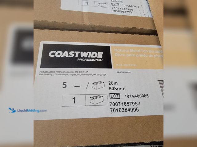 Lot 49-1814665 - New Scrub Pads/Heads Various size scrub heads and pads
20" red, tan
15" white polishing scrub pads