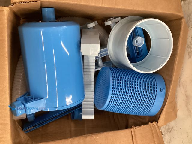 Lot 49-5551711 - Pool Skimmer Assembly (blue) Unused with hardware