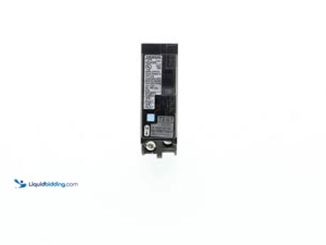 Lot 49-5461287 - Siemens 20 Amp 1-Pole Dual Function (CAFCI/GFCI) Plug-On Neutral Circuit Breaker. Model # Q120DFNP. ...