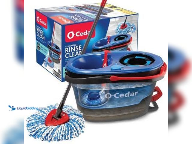 Lot 49-5545326 - O-Cedar Easy Wring Deep Clean Microfiber Spin Mop System Unused. Model:0081002041182