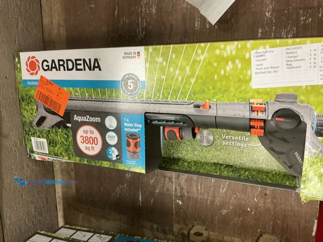 Lot 49-5484716 - Gardena 3800 sq ft Metal Oscillating Sprinkler W/ Aqua Zoom Model 18714-81 Unused