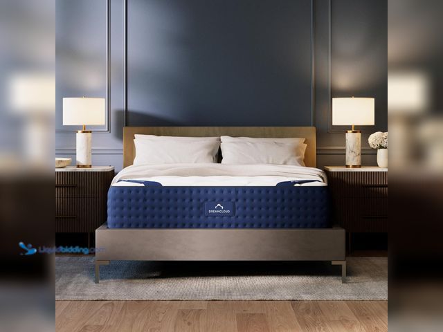 Lot 49-5426891 - 12" King Mattress - Luxury Hybrid Gel Memory Foam - 365 Night Trial - Premium Pressure-Relieving Lay...