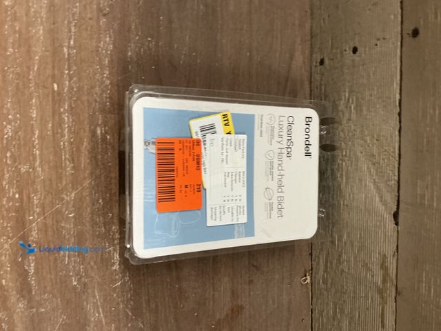 Lot 49-5449492 - Brondell
CleanSpa Handheld Bidet in Stainless Steel Unused