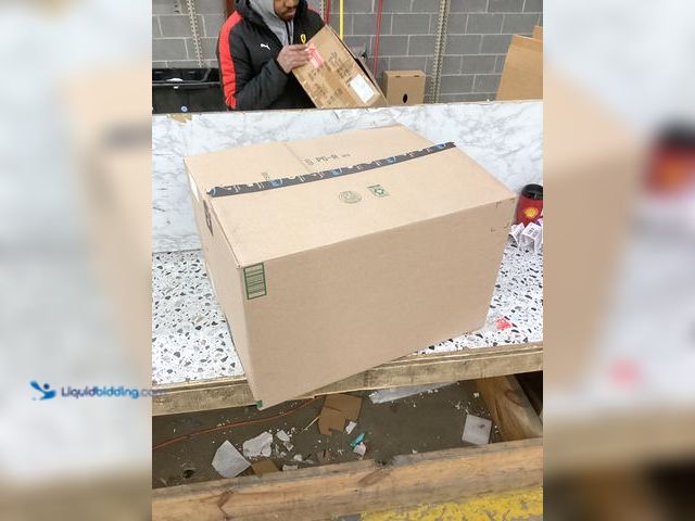 Lot 49-5481964 - Large Area Navy Blue Shag Carpet Rug Item is used