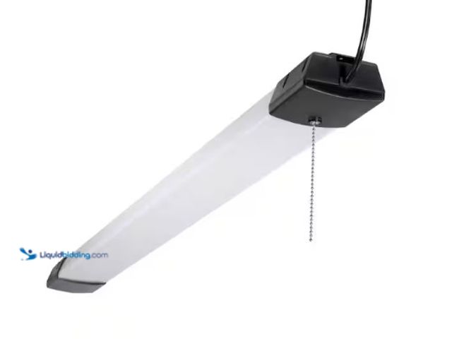 Lot 49-1625614 - Metalux SHP 46 in. 128-Watt Equivalent, 10000-Lumens Integrated LED, White Shop Light, Commercial/Re...