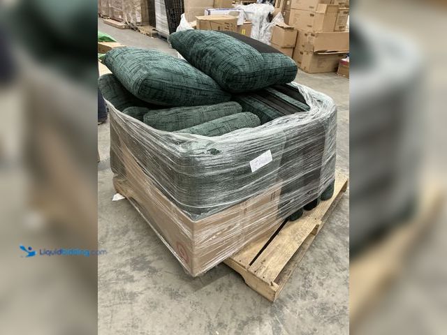 Lot 49-5580735 - QTY 10 - Green Replacement Cushions. Used slightly