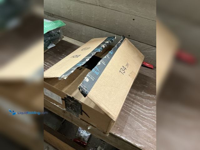 Lot 49-5477959 - Li'l Davinci EZ Store & Display Art Cabinet (some scratches) Unused