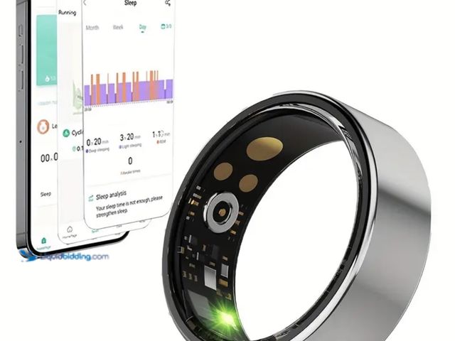 Lot 49-1831401 - New Silver color - Fitness Tracker Ring with Pedometer, Distance, Calories &amp; Sleep Monitor - Int...