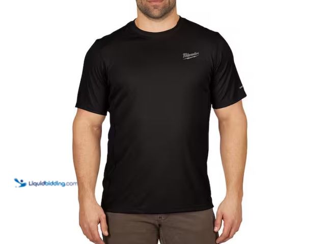 Lot 49-3433373 - Lot containing (2) L & (1) XL Milwaukee Men's WORKSKIN Black Lightweight Performance Short-Sleeve T-...