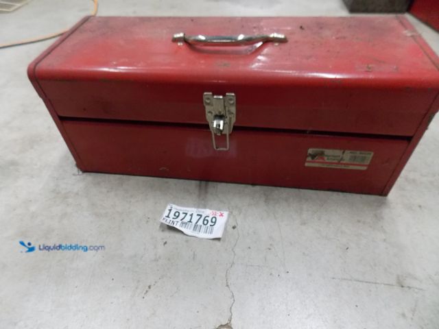 Lot 49-1971769 - 1 Vermont American 89226 22" Mechanics Tool Box  Vermont American 22" Mechanics Tool Box Loaded With...