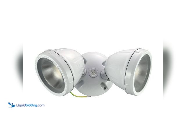 Lot 49-5412950 - Commercial Electric
28-Watt 1100 Lumen CE Line Voltage White LED Landscape Flood Light Dual Spot Li...