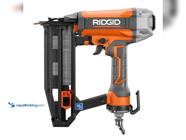 Lot 49-5447660 - RIDGID Pneumatic 16-Gauge 2-1/2 in. Straight Finish Nailer with CLEAN DRIVE Technology. [Model # R25...