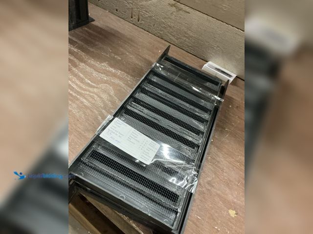 Lot 49-5477785 - AIR Vent 93805 16" x 8" Plastic Found at Vent (3pack) New