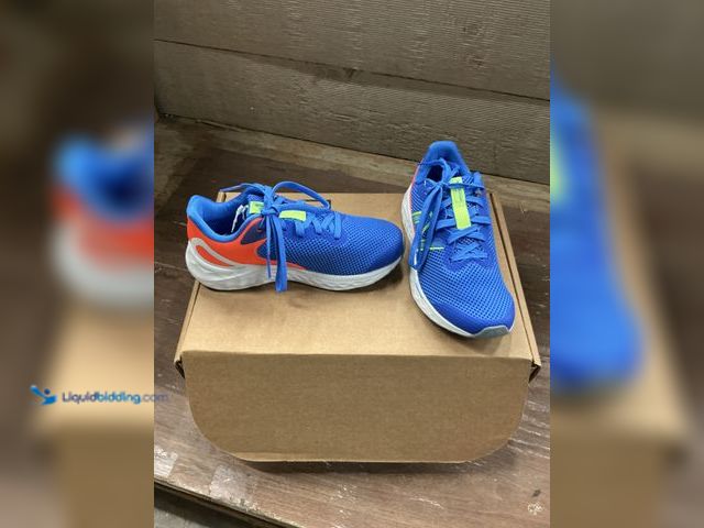 Lot 49-5463373 - Fresh Foam Arishi v4- Bright Lapis with Bleached Lime Glo and Neon Dragonfly. Item is Unused