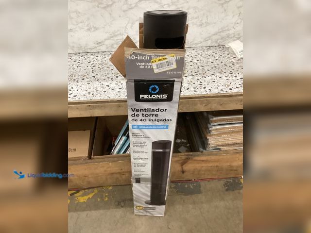 Lot 49-5412943 - PELONIS 40'' Tower Fan with Remote Control 90° Oscillation FZ10-18TRB (Used)