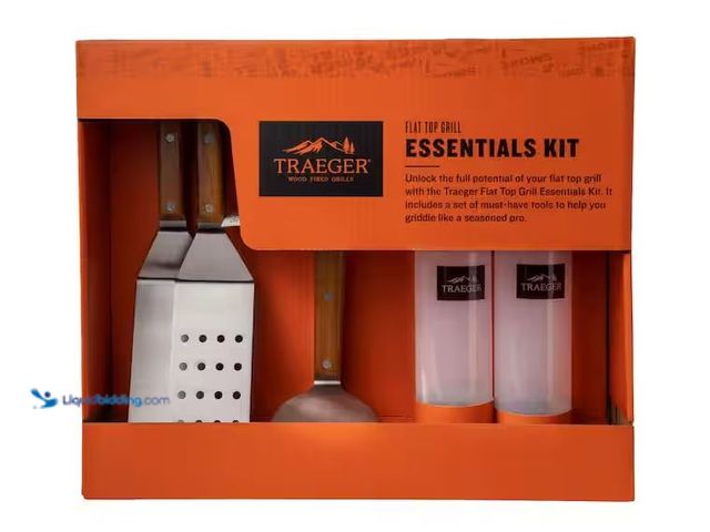 Lot 49-1576296 - Traeger 5-Piece Flat Top Griddle Tool Set with Wooden Handles Model # BAC733, Unused  Ref#HDSR0129