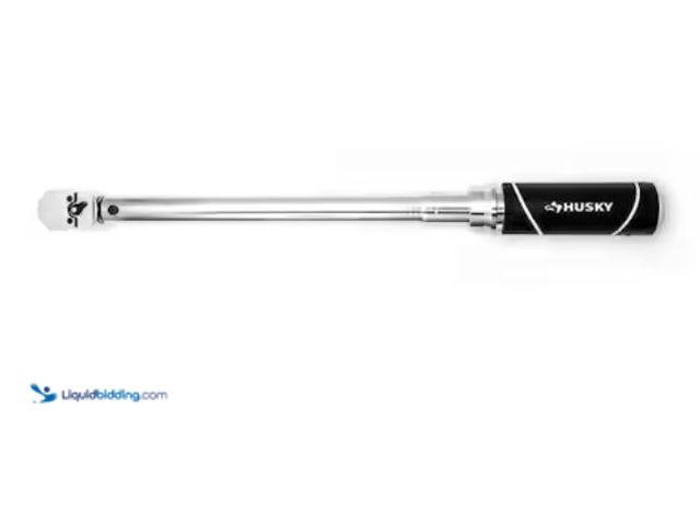 Lot 49-2026066 - Husky 3/8 in. Drive Torque Wrench 20 ft./lbs. to 100 ft./lbs., Model # H3DTWA. MSRP: $93.97. Slightl...