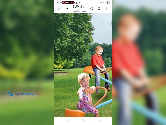 Lot 49-1913338 - Kids four seats seesaw