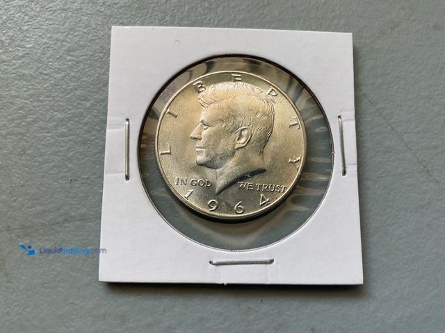 Lot 49-5341544 - 1964 KENNEDY HALF DOLLAR COIN 90% SILVER