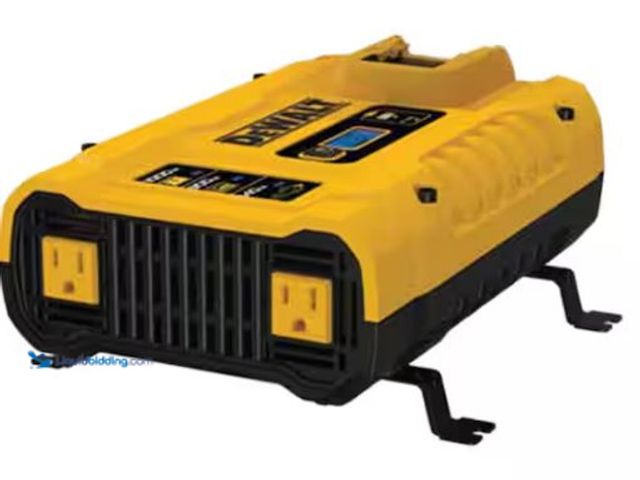 Lot 49-1577142 - DEWALT 3-Way 1000-Watt Power Inverter Compatible with 20-Volt XR 5 AH Lithium-Ion Battery (Not Inclu...