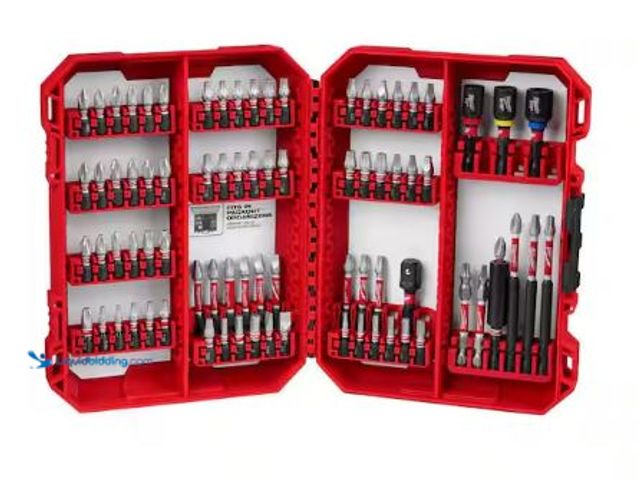 Lot 49-1625548 - Milwaukee SHOCKWAVE Impact-Duty Alloy Steel Screw Driver Bit Set (80-Piece), Model # 48-32-4094, New...