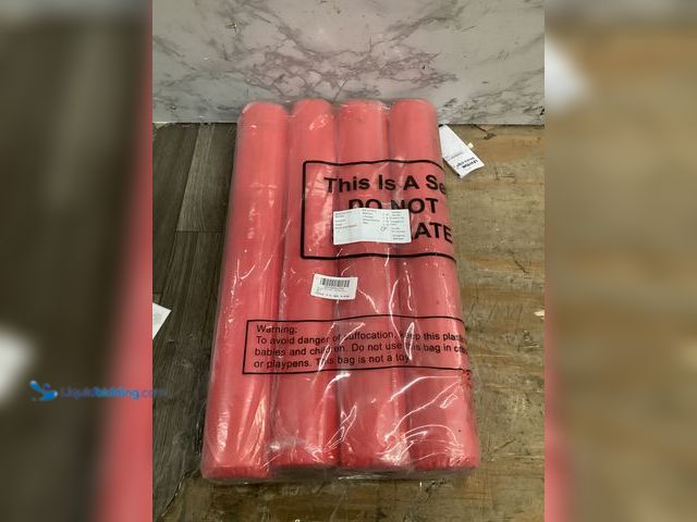 Lot 49-5415131 - PREBOUN 4 PCS 40 IN Plastic tablecoth for parties/banquets.
