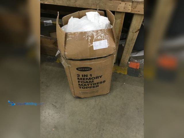 Lot 49-5478588 - Biteany 2 in 1 Memory Foam Mattress Topper Item is used