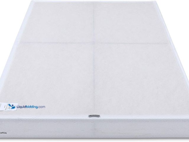 Lot 49-5406827 - Amazon Basics Smart Box Spring Bed Base, 9-Inch Height Mattress Foundation, Tool-Free Easy Assembly,...