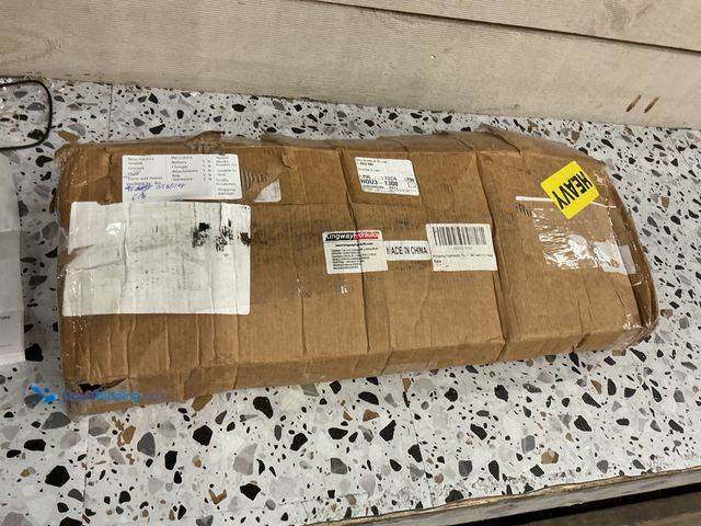 Lot 49-5437872 - Kingway Hydraulic Top Link Cat.1-1 (8-1/4 in, 18-1/8~28-3/8 inches) Used.