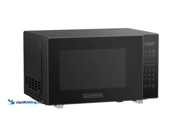 Lot 49-5545469 - BLACK+DECKER 0.7 cu ft Microwave Black, Factory Sealed