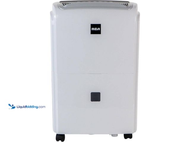 Lot 49-5410456 - RCA 50 pt. up to 400 sq.ft. Dehumidifier with Built in Pump in White. [Model # RDHP550-6COM] Used
