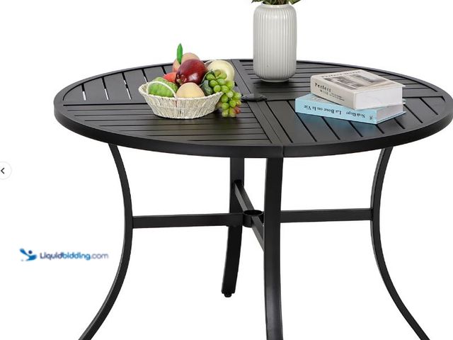 LiquidBidding - Lot 49-1522531 - Phi Villa 42‘’ Outdoor Metal Slat ...