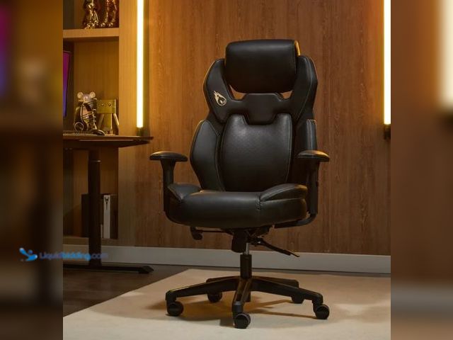 Lot 49-3549328 - DPS Encode 3D Insight Gaming Chair. Item 1782904. Unused and dirty from storage. Scuffs and scratche...