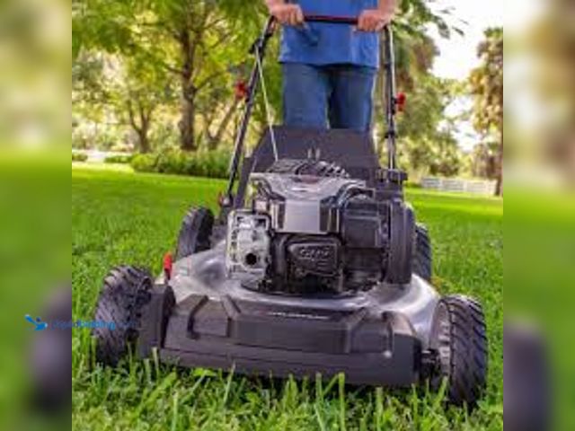 Lot 49-5435433 - Murray
21 in. 140 cc Briggs and Stratton Walk Behind Gas Push Lawn Mower with Height Adjustment and...