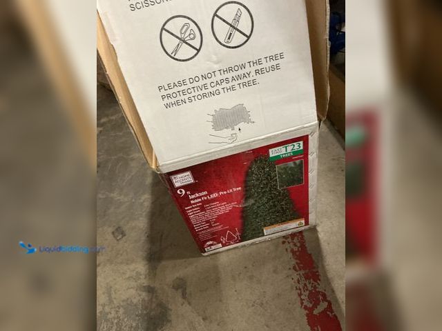 Lot 49-5464106 - 9ft Jackson Noble Pre-Lit Led Tree