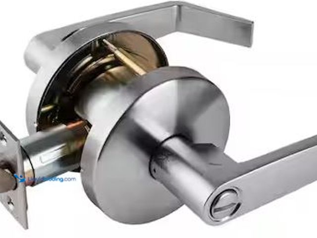 Lot 49-5486002 - Universal Hardware
Heavy Duty Commercial Cylindrical Privacy (bed/bath) Lever ADA UL 3-Hour Fire AN...