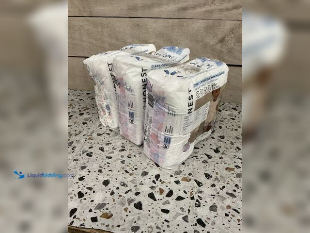 Lot 49-5485158 - QTY 3 - The Honest Company Clean Conscious Training Pants for Sensitive Skin, Hypoallergenic, Fragra...