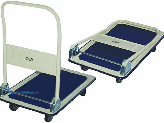 Lot 49-5487145 - Milwaukee 33881 Folding Handle Platform Cart New