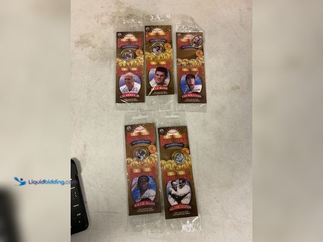 Lot 49-1505649 - LOT OF 5 GOLDEN BASEBALL LEGENDS 24K GOLD PLATED STATEHOOD COLORIZED QUARTERS INCLUDING CAL RIPKEN J...