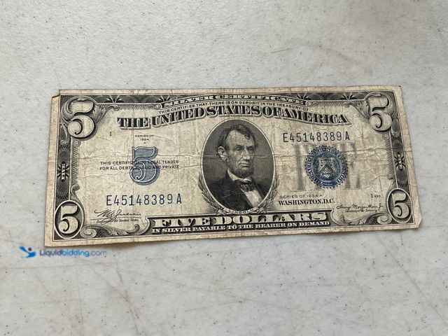Lot 49-1505249 - 1934 A BLUE SEAL UNITED STATES $5 DOLLAR BANKNOTE BILL #COINS1211