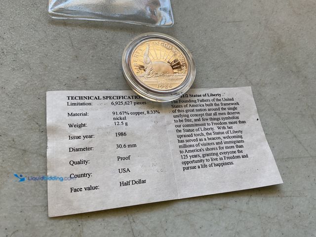 Lot 49-5515516 - 1986 HALF DOLLAR STATUE OF LIBERTY PROOF COIN