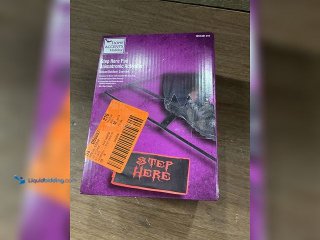 Lot 49-5435977 - Home Accents Home Depot Halloween Animatronic Step Pad Activator “Step Here” (4pack) Unused