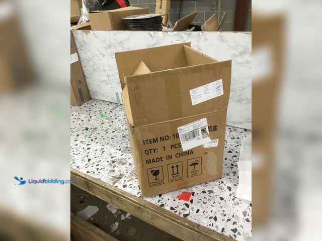 Lot 49-5478775 - Ceramic 10 Inch Black & White Planter Item is unused with scuffs