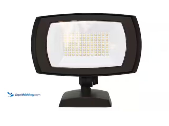 Lot 49-3529034 - Commercial Electric 350W Equivalent Integrated LED Bronze Outdoor Residential Wall/Flood Light, 5000...