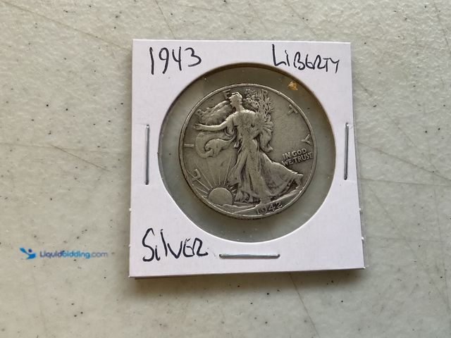 Lot 49-1811349 - 1943 WALKING LIBERTY HALF DOLLAR COIN 90% SILVER