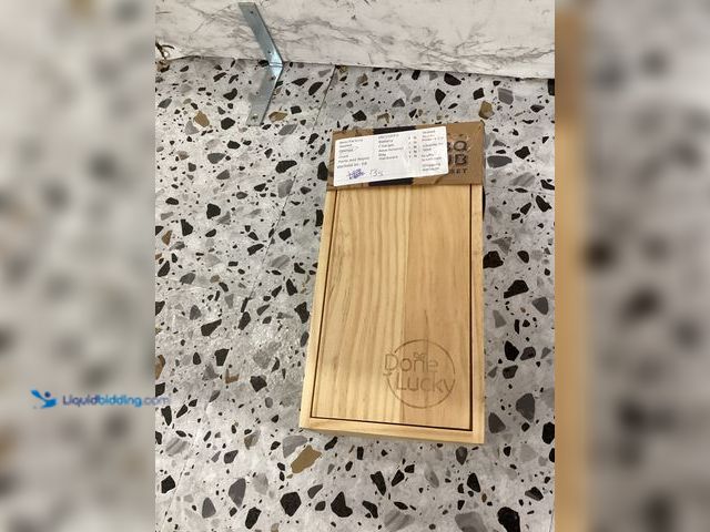 Lot 49-3531523 - 6 Pack BBQ Rub Gift Set Item is unused, Expires 08/25/2025