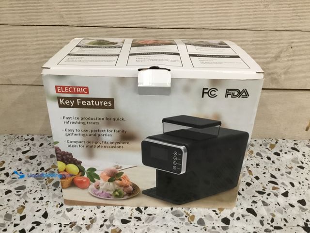 Lot 49-5408450 - Shaved Ice Machine, Portable Ice Maker with Rapid Cooling and Food-Grade Stainless Steel Material. U...