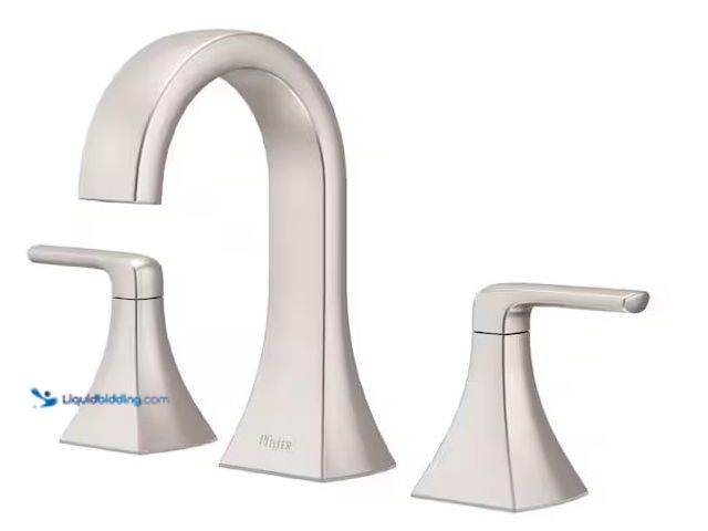 Lot 49-3536759 - Pfister
Bruxie 8 in. Adjustable Widespread Double Handle Bathroom Faucet with Drain Kit Included in...